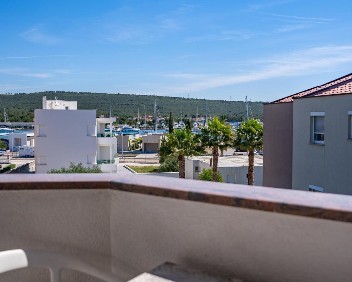 Apartments Villa Rudi Бибинє Екстер'єр фото