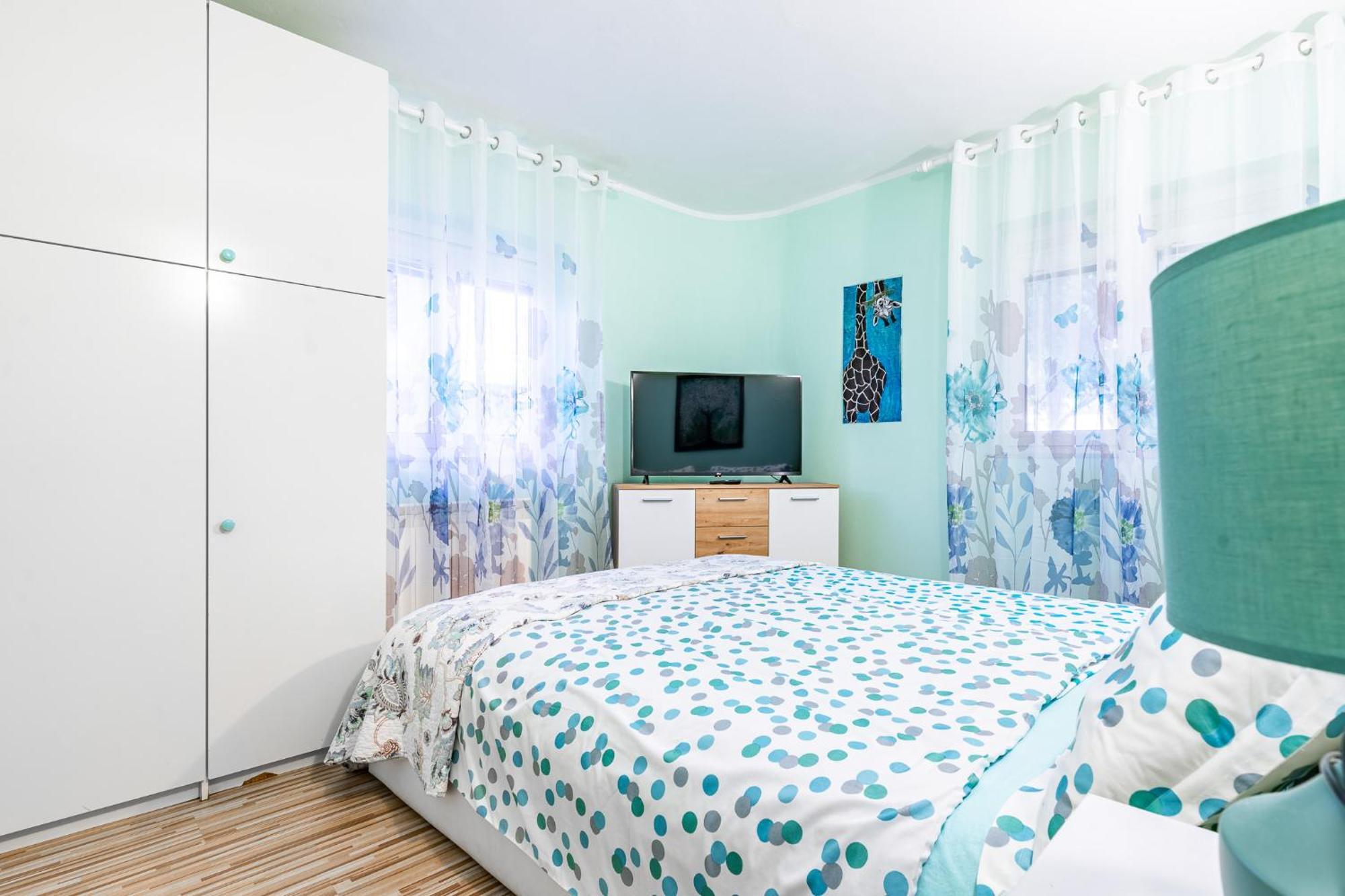 Apartments Villa Rudi Бибинє Екстер'єр фото